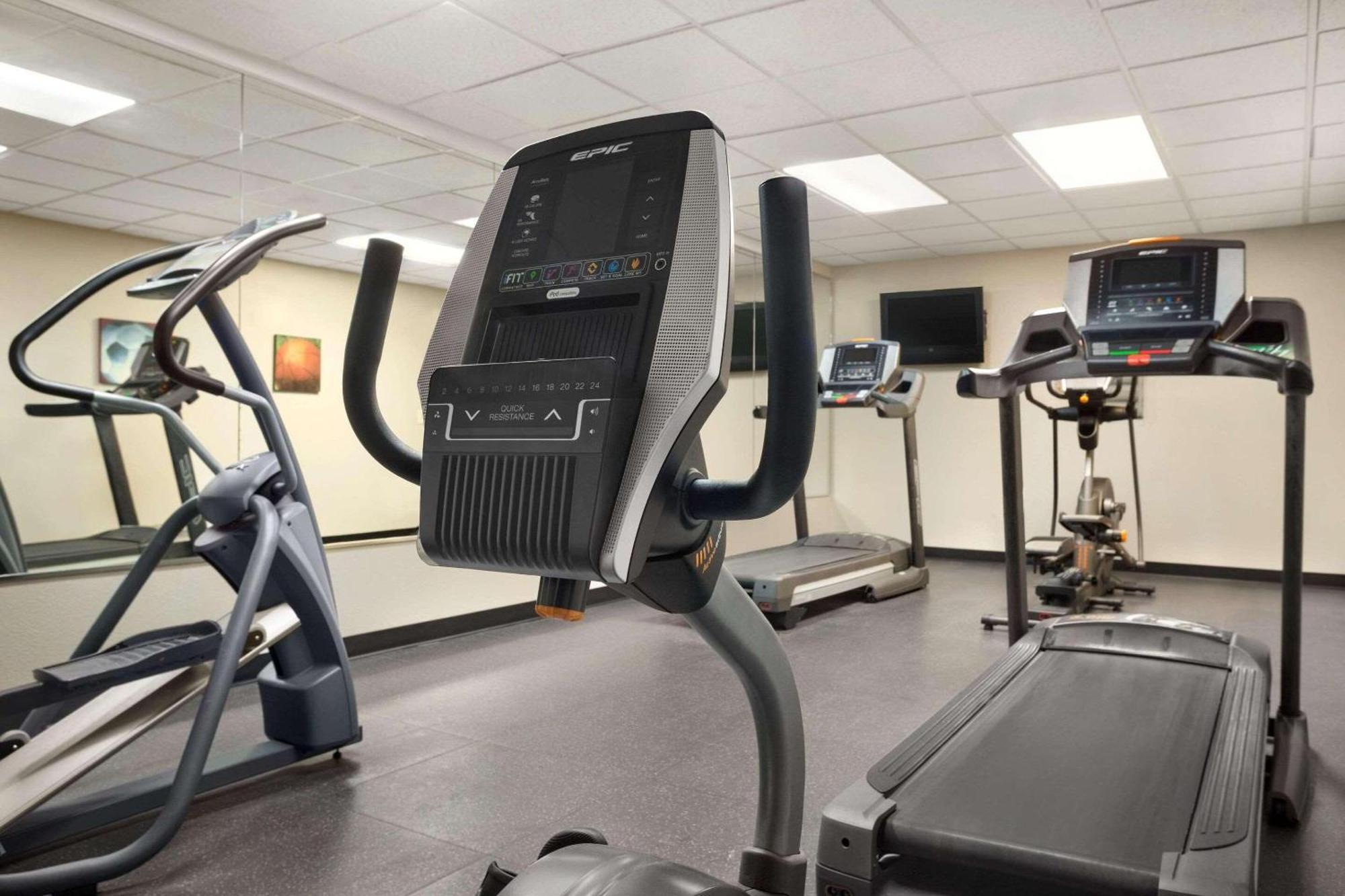 Country Inn & Suites By Radisson, Charlotte University Place, Nc Dış mekan fotoğraf